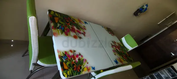 6 seater Glass Dining table for sale