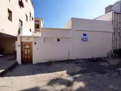 For Sale: Traditional Arabic House in Hor Al Anz – Prime Investment Opportunity