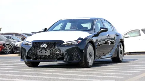 LEXUS IS350 (GSE31) 3.5L SEDAN RWD 4 DOORS
Model :  2025 / 25
