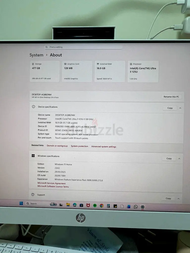 حاسوب سطح مكتب من HP مع معالج إنتل كور i5