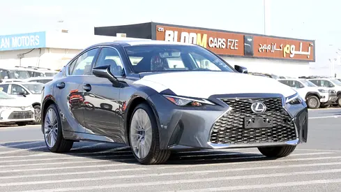 LEXUS IS350 (GSE31) 3.5L SEDAN RWD 4 DOORS
Model :  2025 / 25 
FUEL ECONOMY 12.4 KM/L