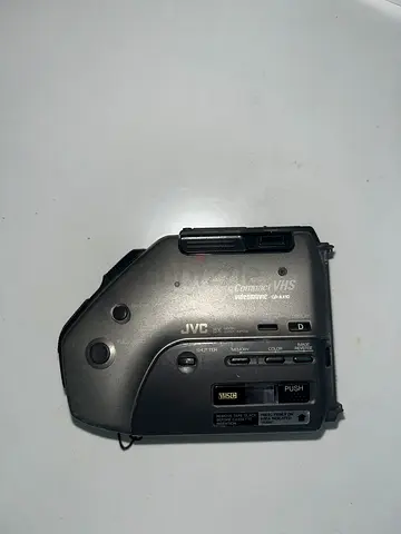 JVC Portable CD Player - Vintage and Functional