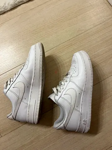 NIKE AIRFORCE SHOES