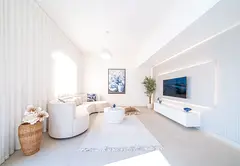 Luxury 4br Beachfront Villa with Private Beach Access