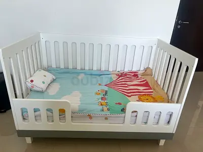 Juniors Convertible Crib for Baby/Toddler – White (with Mattress  Bedding) from Baby shop