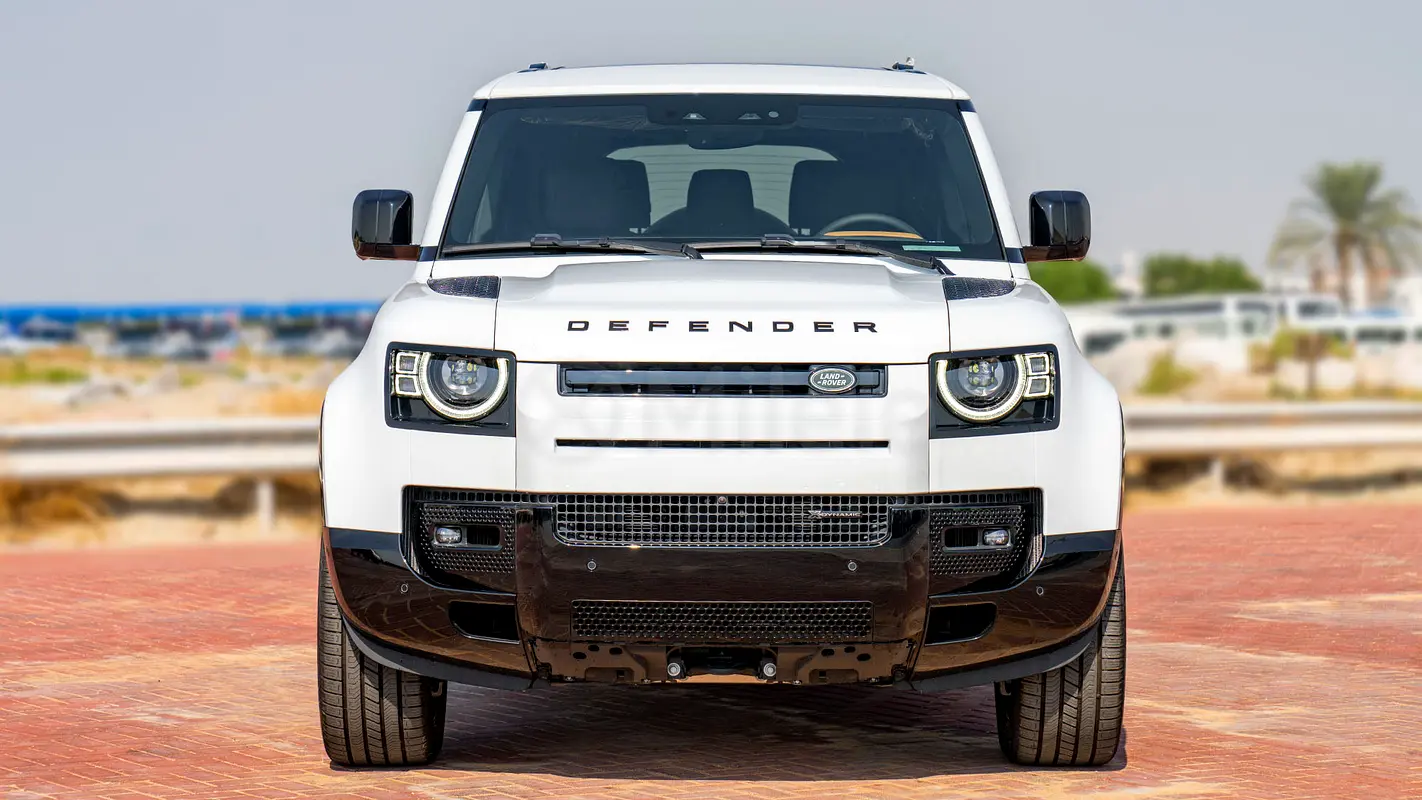 Land Rover Defender 2023 — photo 1 of 20