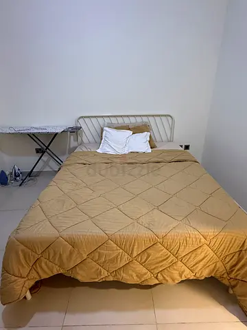 Queen bed PANhome