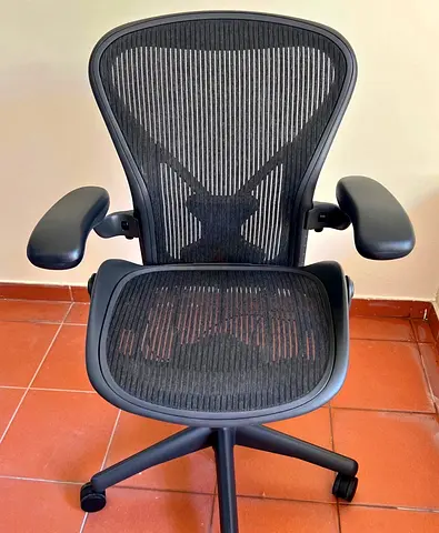 Herman Miller Areon Classic Chairs For Selling