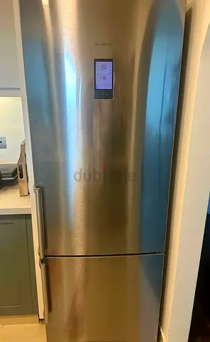 Siemens Latest Model Bottom Freezer Refrigerator Stainless Steel with Digital Display