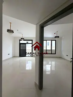 6 cheque payment /deposit cash/with balcony /ready to move ?
