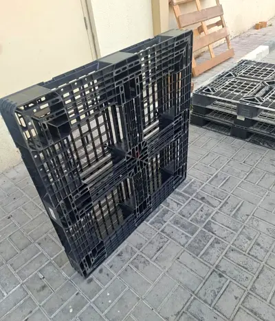 used pallets plastic