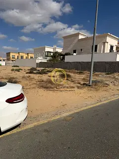 A distinctive plot of land in Al-Hawshi in front of the mosque and the park, directly, with an area