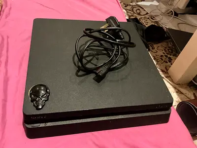 (NEGOTIABLE) playstation 4 best condition