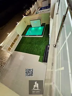 Villa for sale with water, electricity, swimming pool, and yard, ready to move in.