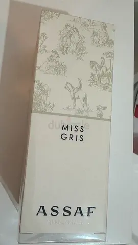 MISS GRIS ASSAF