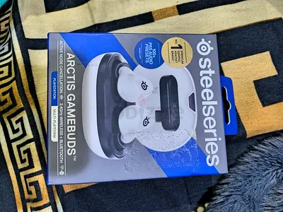 SteelSeries Arctis GameBuds - Wireless Earbuds with Active Noise Cancellation