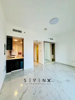 6 Cheques | Spacious Studio | Balcony | Ready to Move