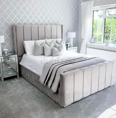 Queen size brand new fully customizeable Bedframe