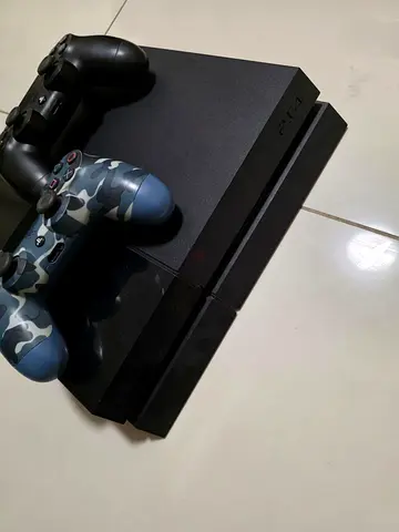 PlayStation 4 , 1 TB space. Jail broken 9.0