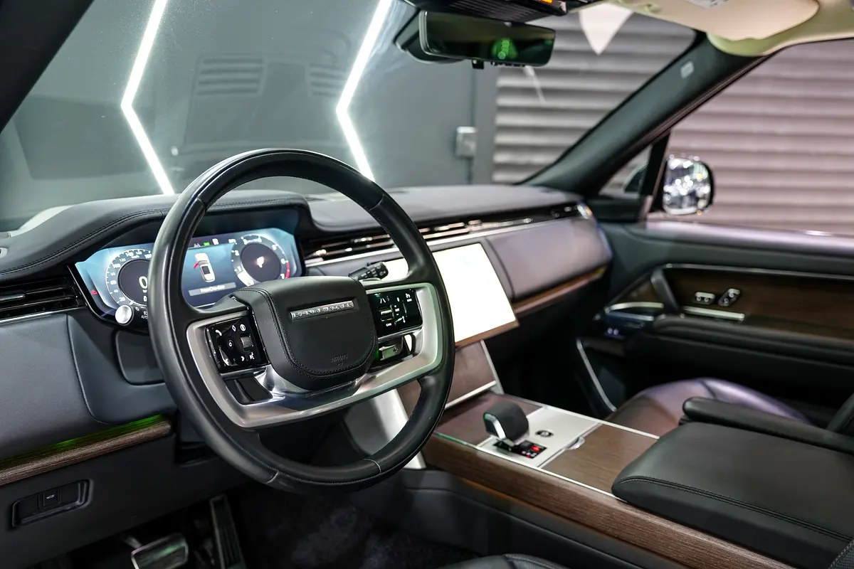 Land Rover Range Rover 2024