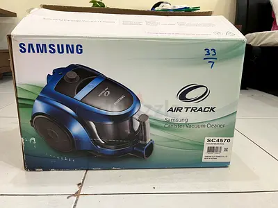 Samsung Air Track Canister Vacuum Cleaner - SC4570