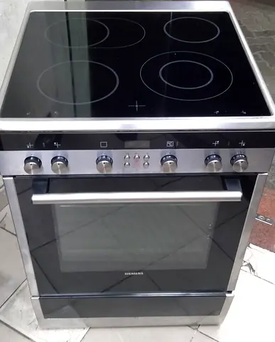 Siemens Electric Cooker 4 Burner 60 CM