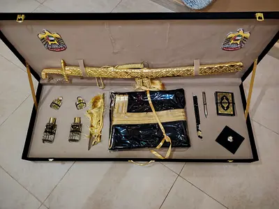 سيف للبيع من توراث الامارات