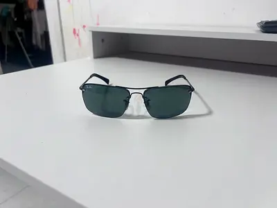 Stylish Ray-Ban Sunglasses