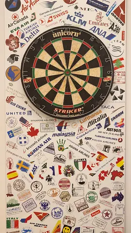 Classic Dartboard with Decorative Wall Stickers