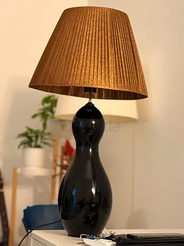 Elegant Black Table Lamp with Golden Shade