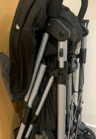 Compact and Lightweight Stroller for Easy Trave .
