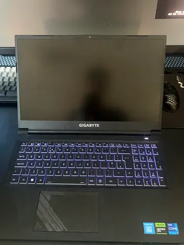 Gigabyte Gaming Laptop | RTX 4060 | Core i7 | 1TB SSD | 144Hz - Like New