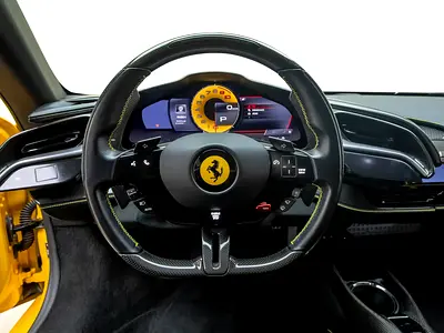 2021 Ferrari SF90 STRADALE — фото 12