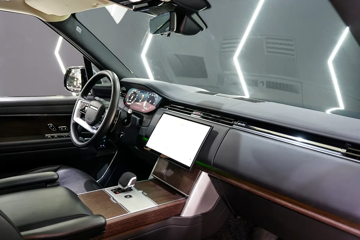 Land Rover Range Rover 2024