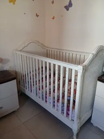 Baby cot with mattress