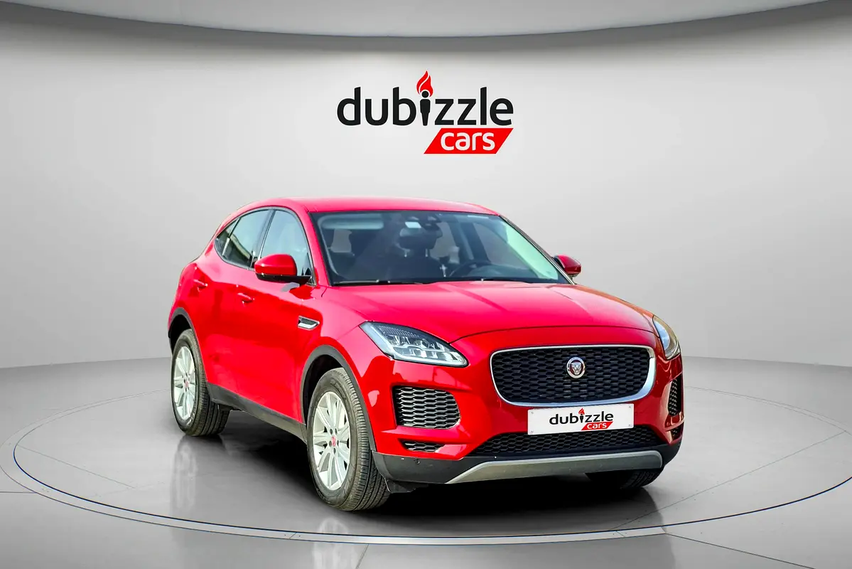 Jaguar E-Pace 2019 — photo 1 of 14