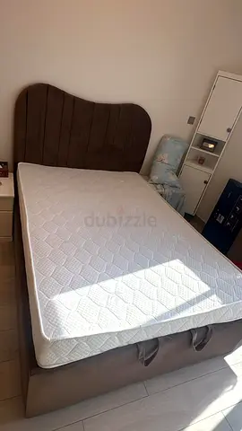 Brand New Customizeable queen size bed, Hydraulic storage can be installed