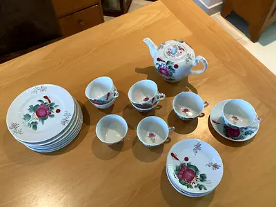 Frisian Rose Tea Set