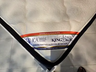 King Koil Spine Care Pillow Top Mattress – Queen – Excellent Condition