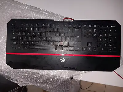 REDRAGON MECHANICAL KEYBOARD + FREE THANOS FUNKO POP