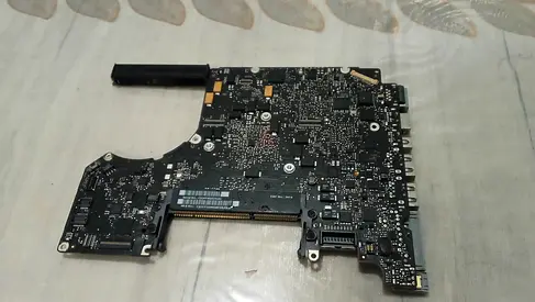 Macbook Pro Early 2011 Motherboard Used