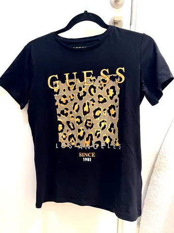Stylish Guess Los Angeles Leopard Print T-Shirt