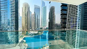 Vibrant Apt | Full Lake Views | One B/R Plus Study