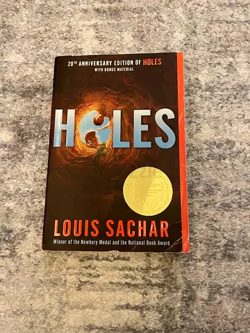Holes - 20th Anniversary Edition by Louis Sachar