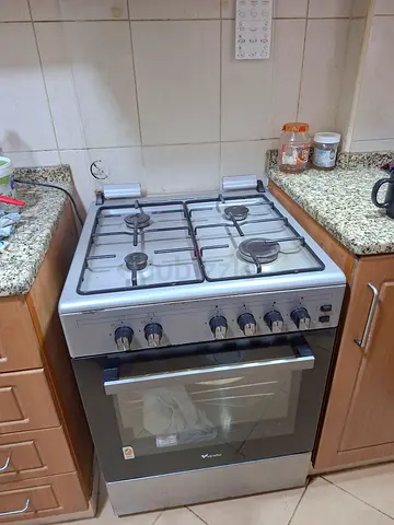 Modern Gas Range with Oven for Sale