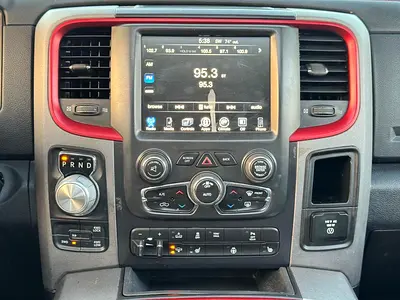 صورة 19 لـ 2016 RAM 1500