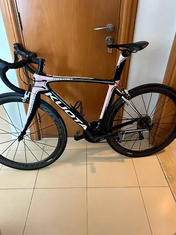 Kuota Kyron Aero Full Carbon bike