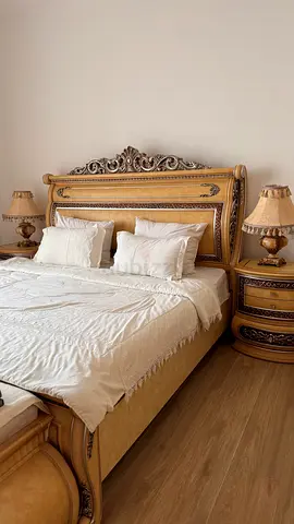 Elegant King-Size Bed Set