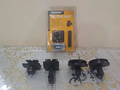 Bose 5 Wall Mount for Sale in very Good Condition.