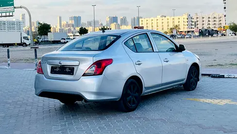 2017 Nissan SUNNY 缩略图 7